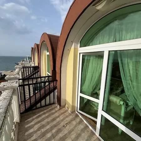 Amore Apart Apartments *